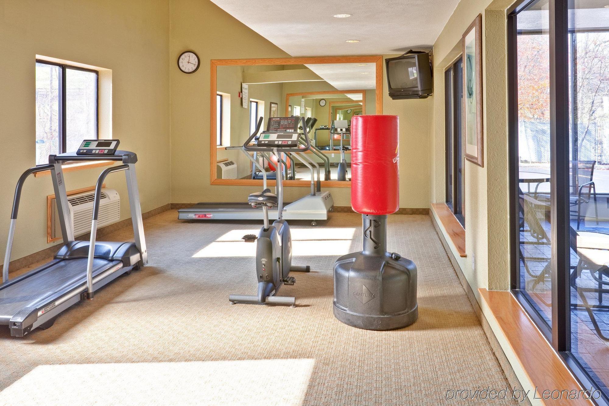 Holiday Inn Express Winfield - Teays Valley Hurricane Facilities photo